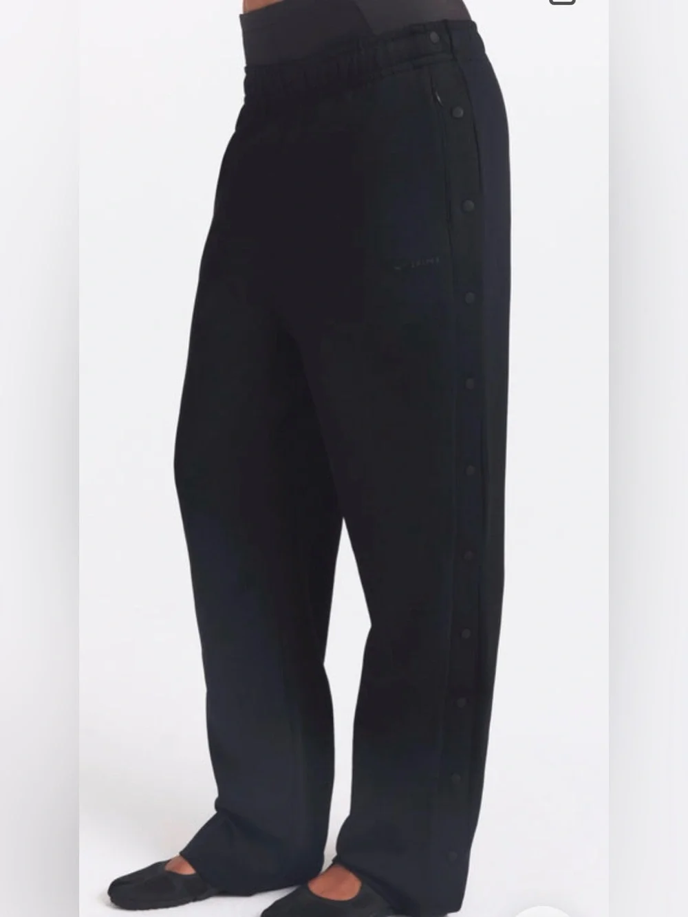 NikeSKIMS Matte Tricot Side-Snap Pants Size Small - Picture 3 of 11